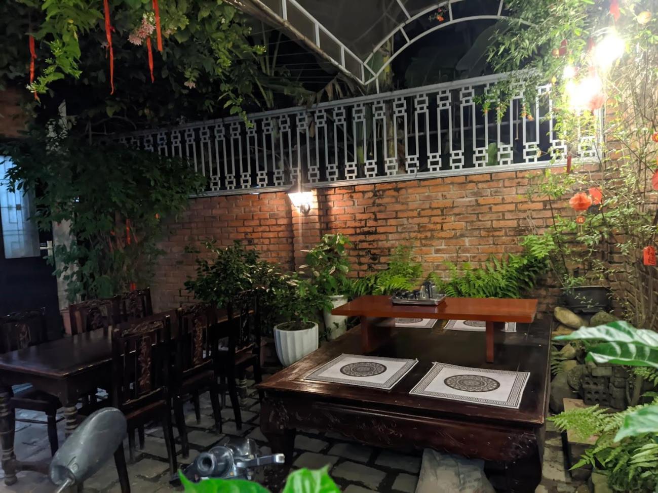 Q'Tropical Garden Homestay Hue Exterior photo